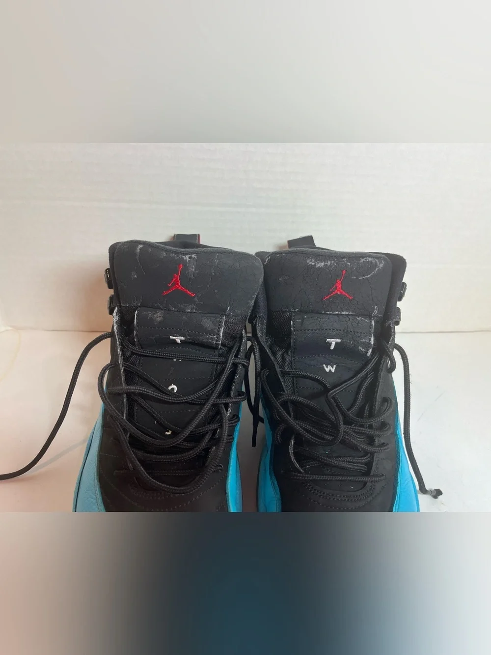 MEN'S VINTAGE 2013 AIR JORDAN RETRO GAMMA BLUE (SIZE 9.5) #13069027